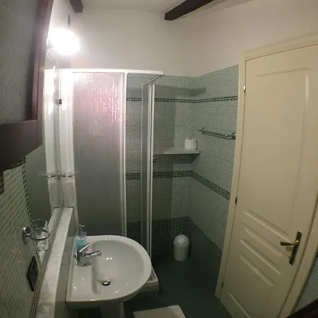 לינה וארוחת בוקר Corte Arrubia